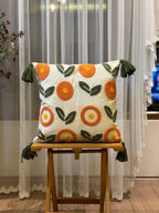 Bohem Tarzı Beyaz Zemin Üzerine Örgü/Düğüm Nakışlı Dekoratif Yastık