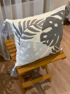 Bohem Tarzı Beyaz Zemin Üzerine Örgü/Düğüm Nakışlı Dekoratif Yastık