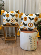 Bohem Tarzı Beyaz Zemin Üzerine Örgü/Düğüm Nakışlı Dekoratif Yastık