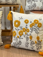 Bohem Tarzı Beyaz Zemin Üzerine Örgü/Düğüm Nakışlı Dekoratif Yastık