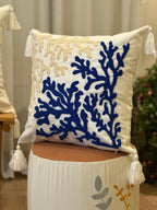 Bohem Tarzı Beyaz Zemin Üzerine Örgü/Düğüm Nakışlı Dekoratif Yastık