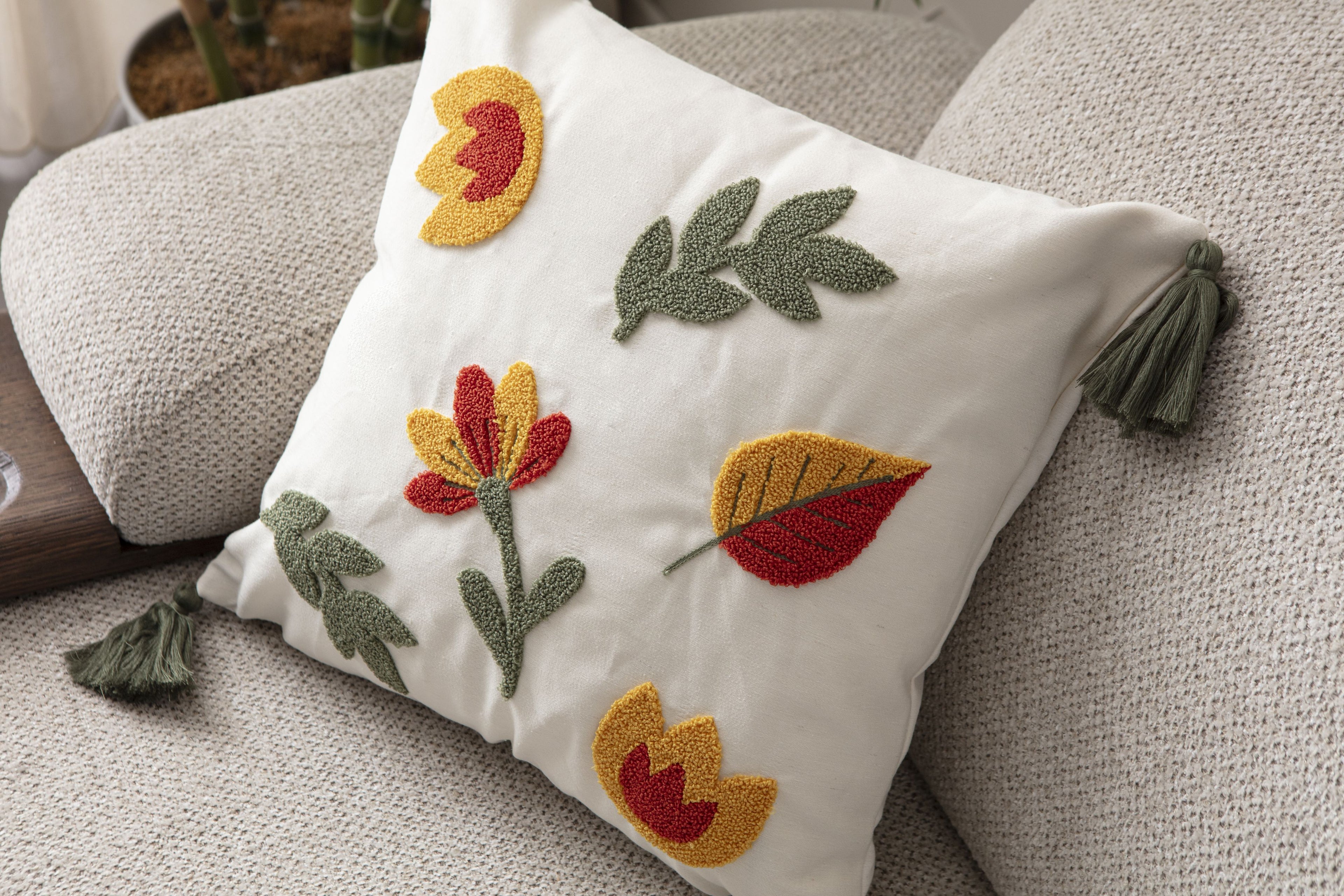 Comfort Punch Desenli Kırlent Kılıfı Kare Dekoratif Bohem Nakışlı Yastık Kılıfı