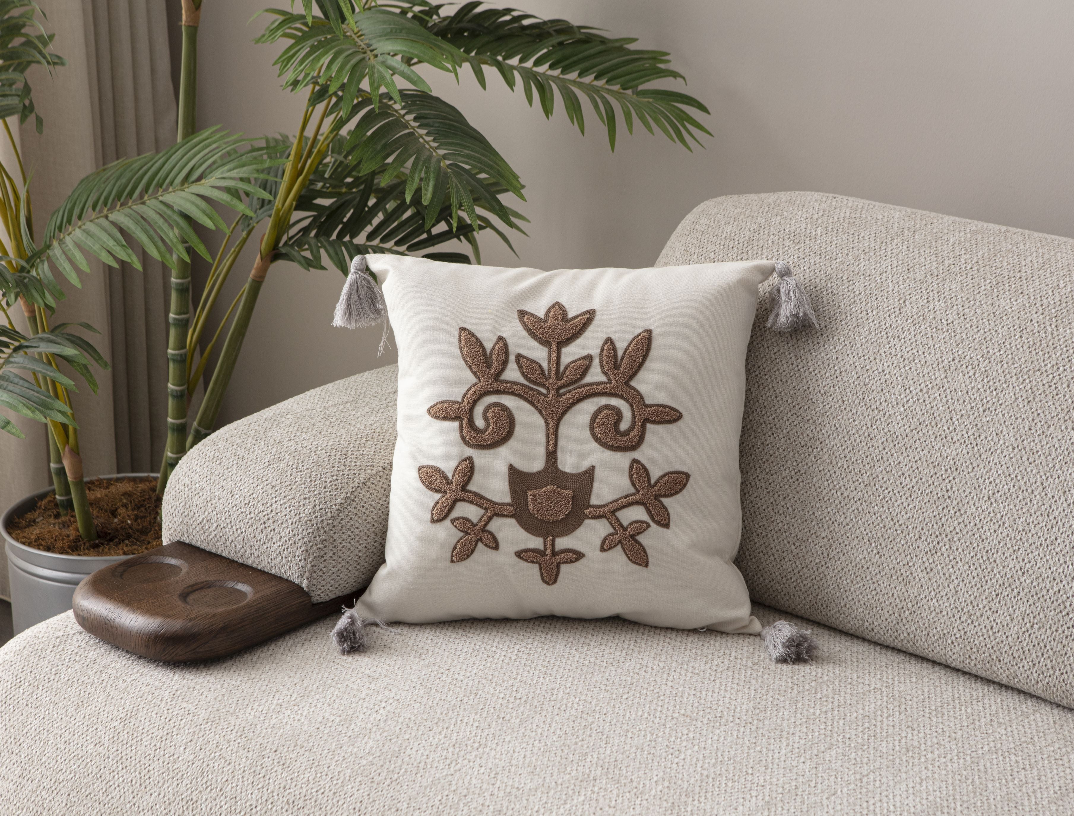 Comfort Punch Desenli Kırlent Kılıfı Kare Dekoratif Bohem Nakışlı Yastık Kılıfı