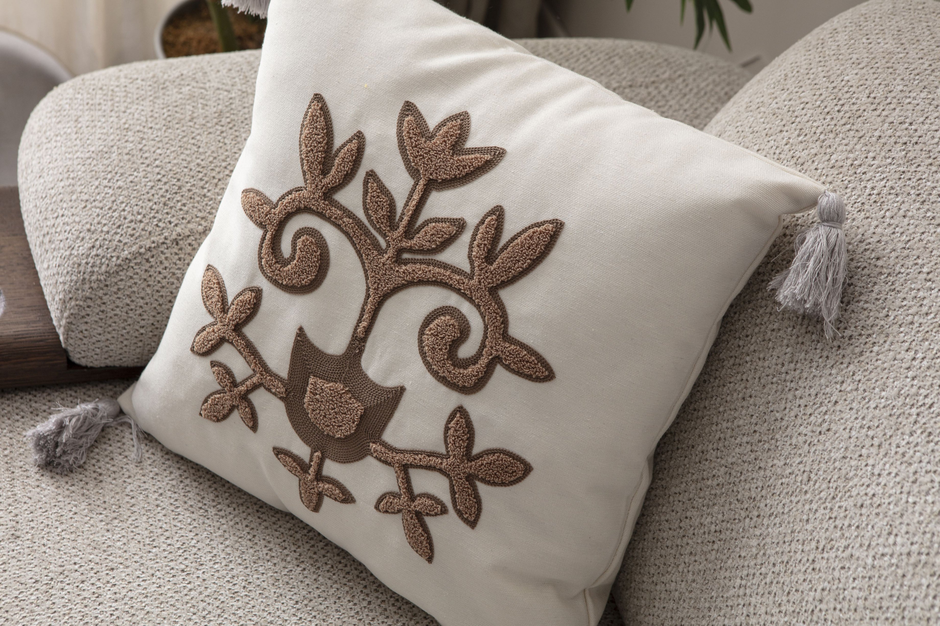 Comfort Punch Desenli Kırlent Kılıfı Kare Dekoratif Bohem Nakışlı Yastık Kılıfı