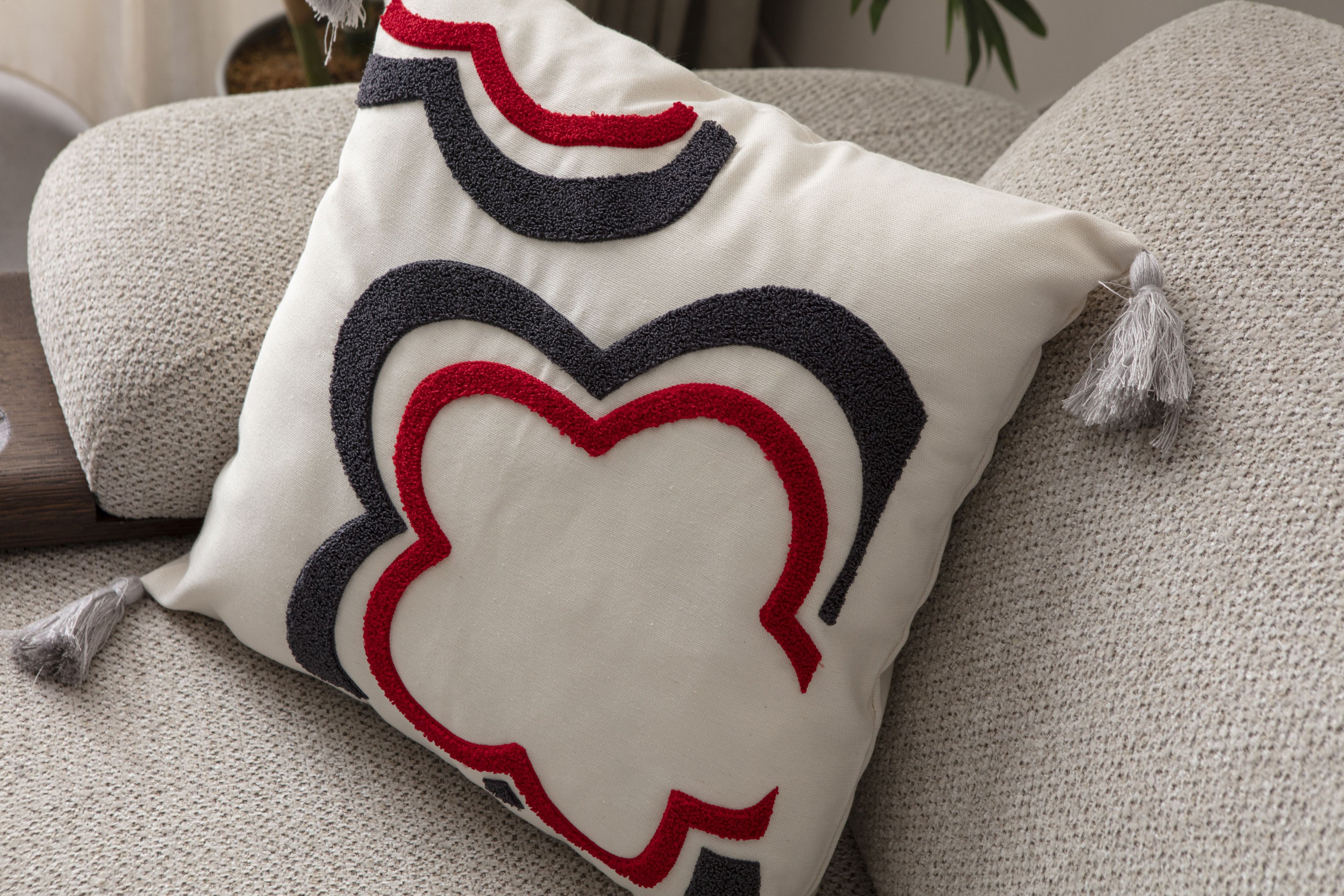 Comfort Punch Desenli Kırlent Kılıfı Kare Dekoratif Bohem Nakışlı Yastık Kılıfı