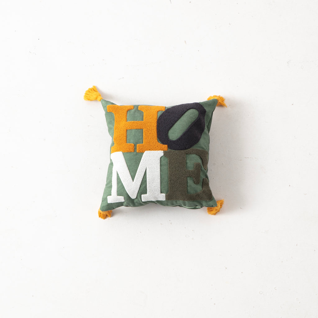 Bohem Tarzı Beyaz Zemin Üzerine Örgü/Düğüm Nakışlı Dekoratif Yastık