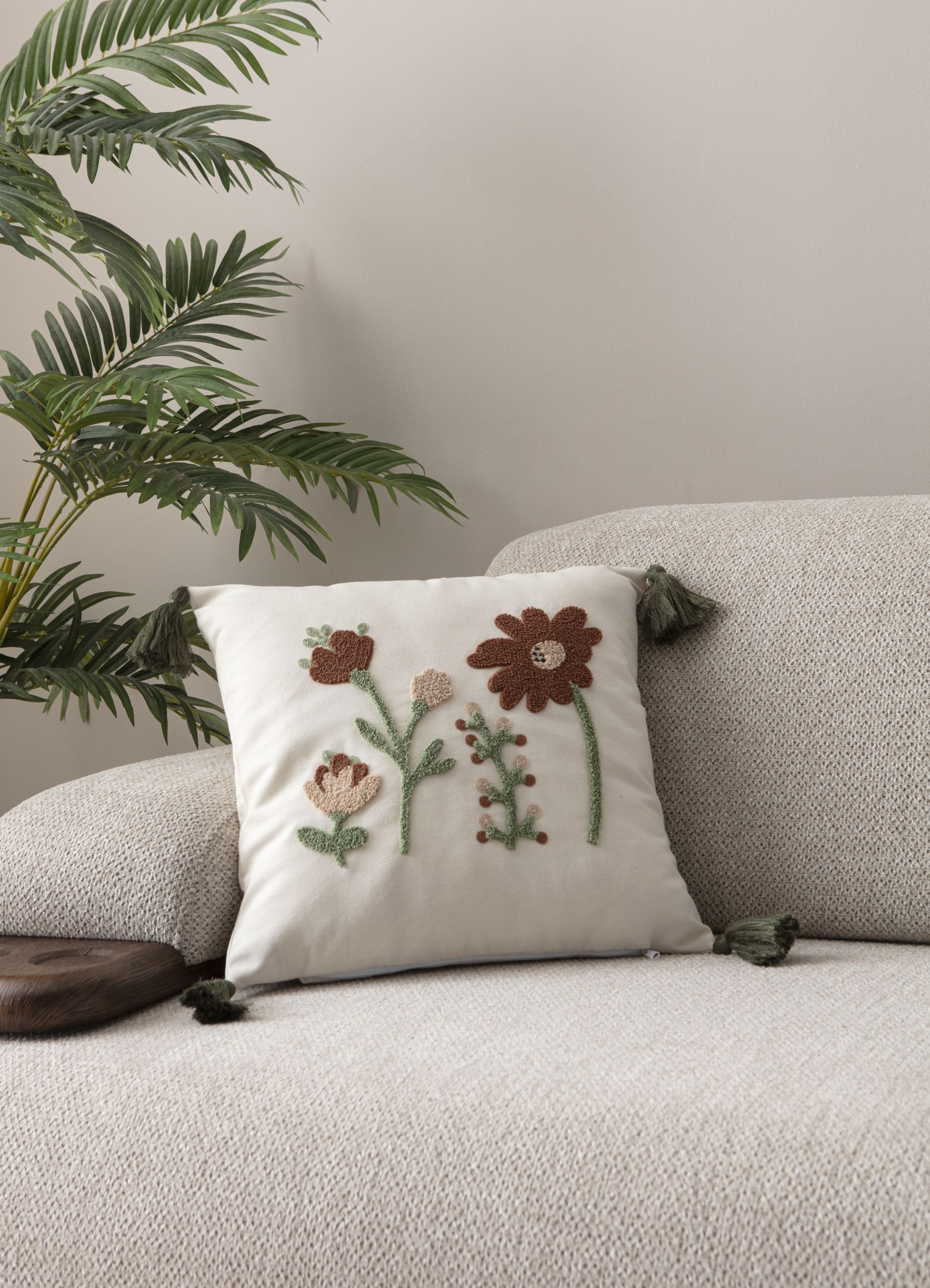 Comfort Punch Desenli Kırlent Kılıfı Kare Dekoratif Bohem Nakışlı Yastık Kılıfı