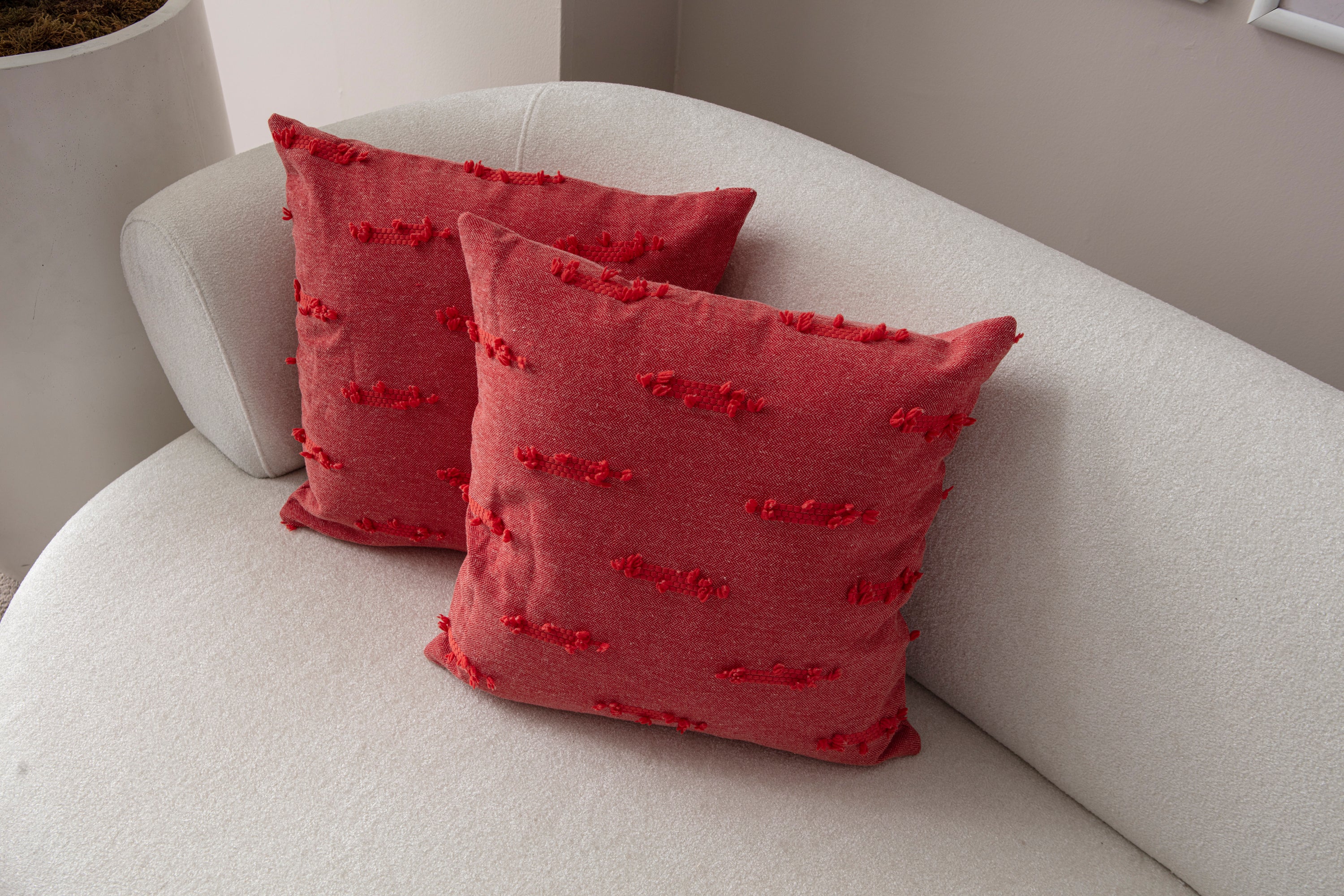 Petek Puantiyeli Kırlent Kılıfı - Puantiye Dokulu Dekoratif Yastık