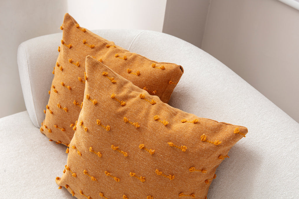Tek Çizgi Puantiyeli Kırlent Kılıfı - Puantiye Dokulu Dekoratif Yastık
