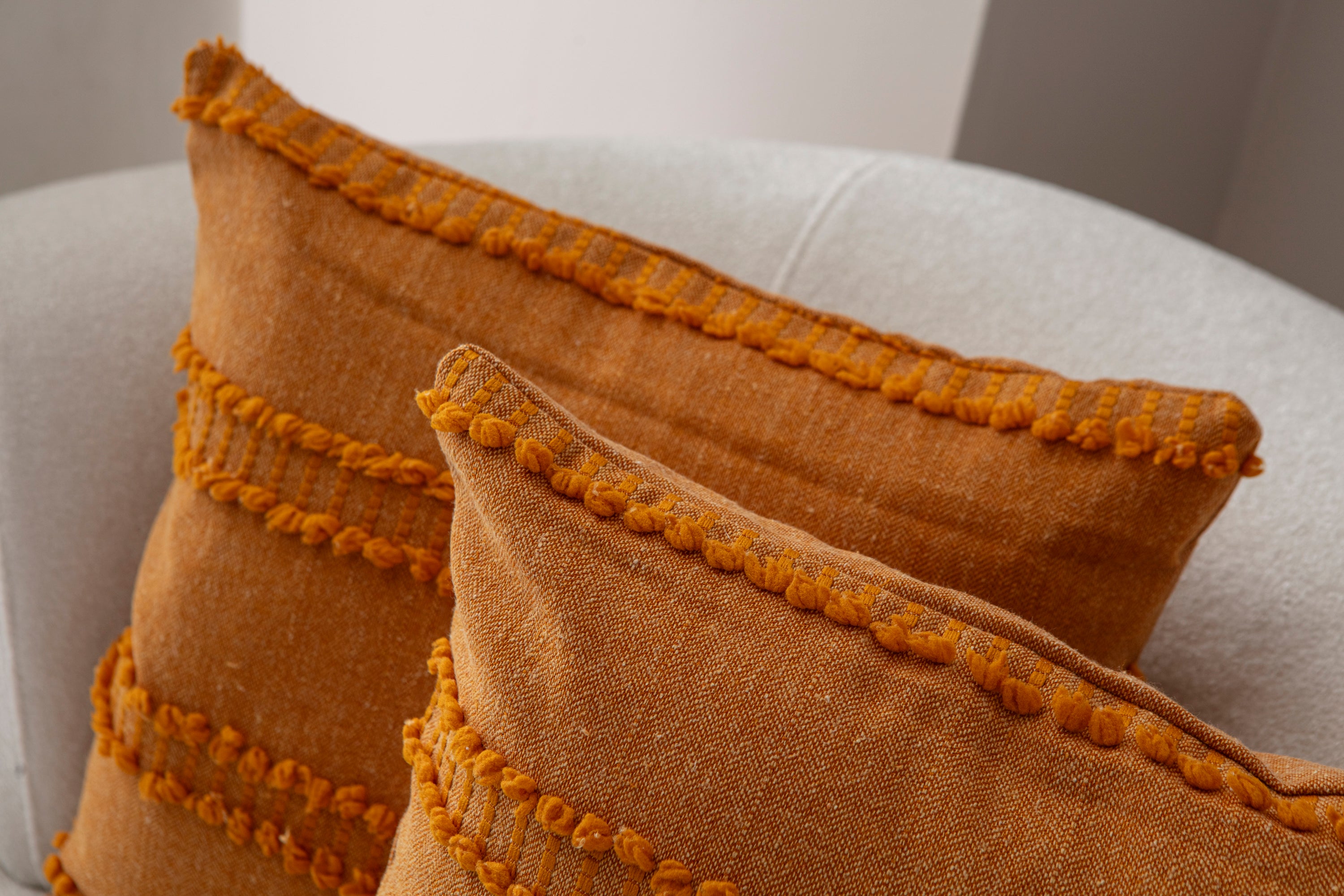 Kedi Merdiveni Puantiyeli Kırlent Kılıfı - Puantiye Dokulu Dekoratif Yastık