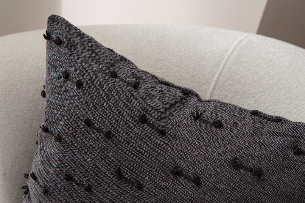 Tek Çizgi Puantiyeli Kırlent Kılıfı - Puantiye Dokulu Dekoratif Yastık