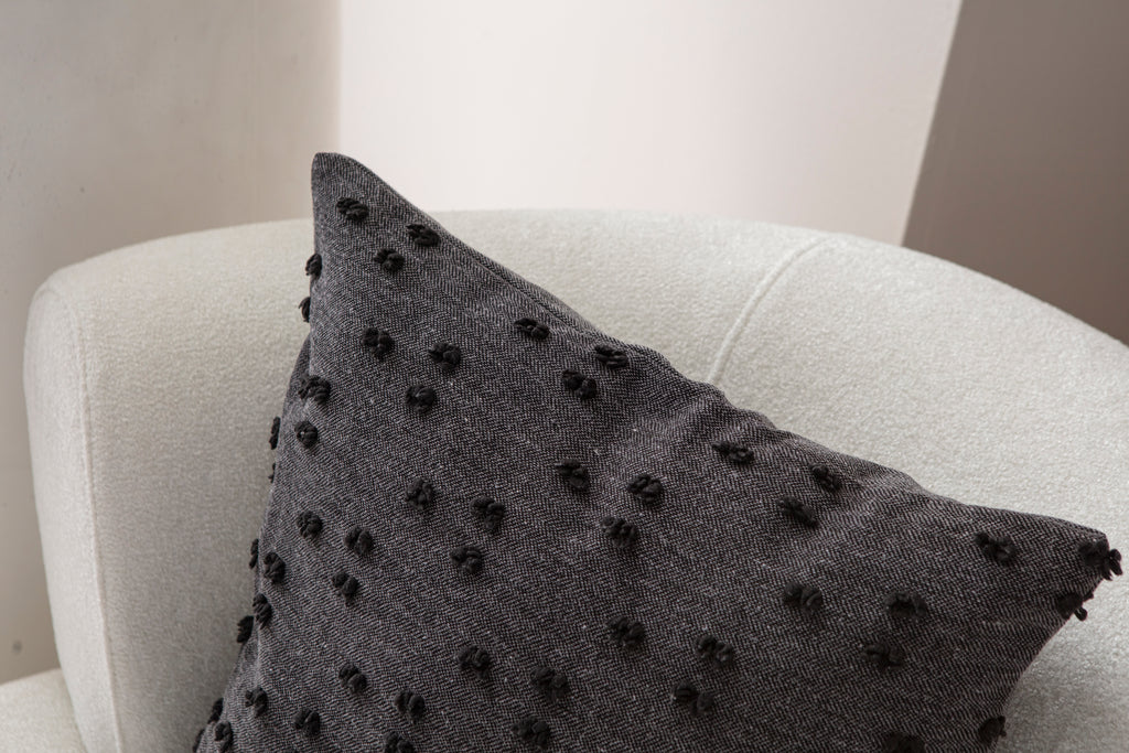 Puantiye çiçeği Kırlent Kılıfı - Puantiye Dokulu Dekoratif Yastık