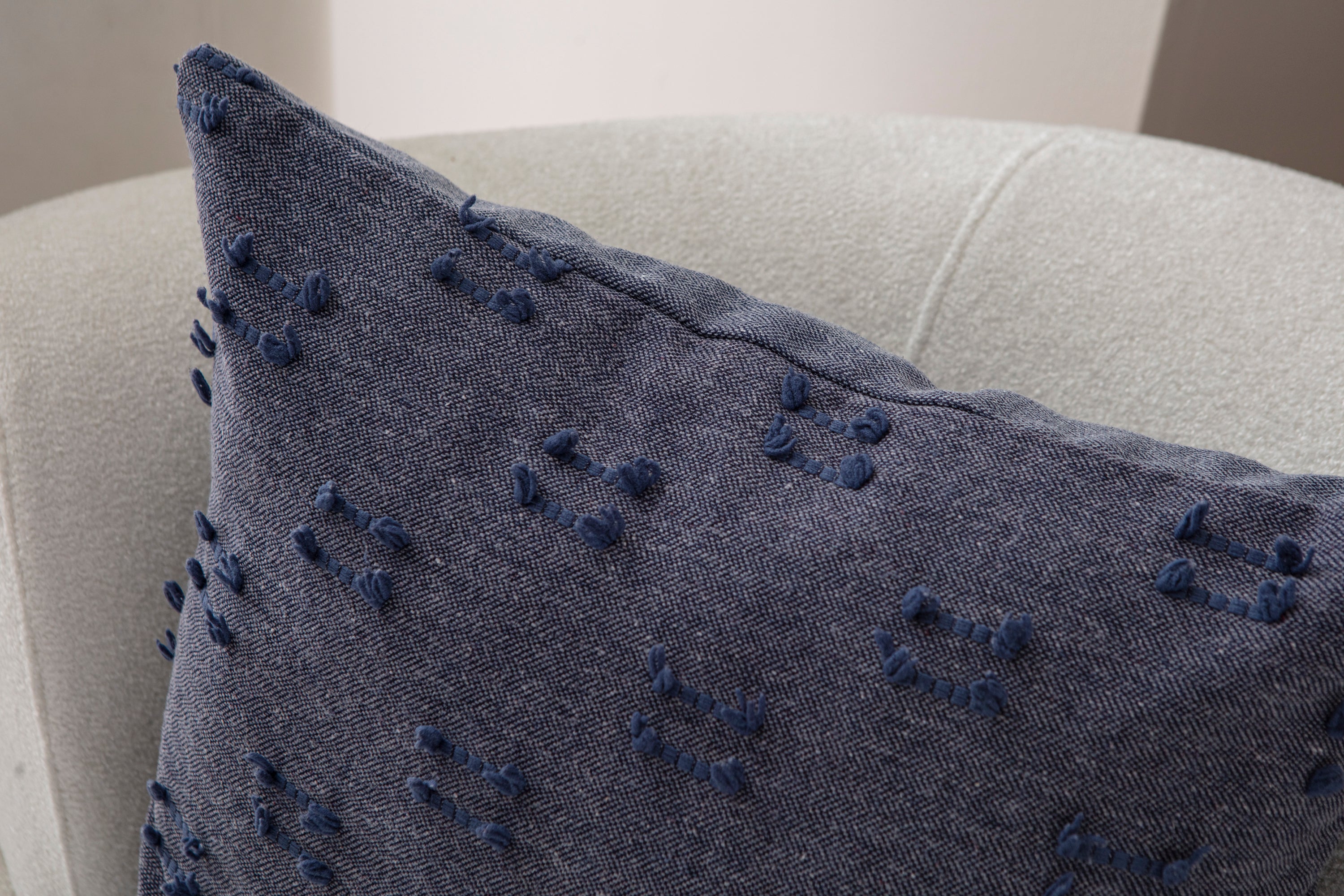 İkili Şerit Puantiyeli Kırlent Kılıfı - Puantiye Dokulu Dekoratif Yastık