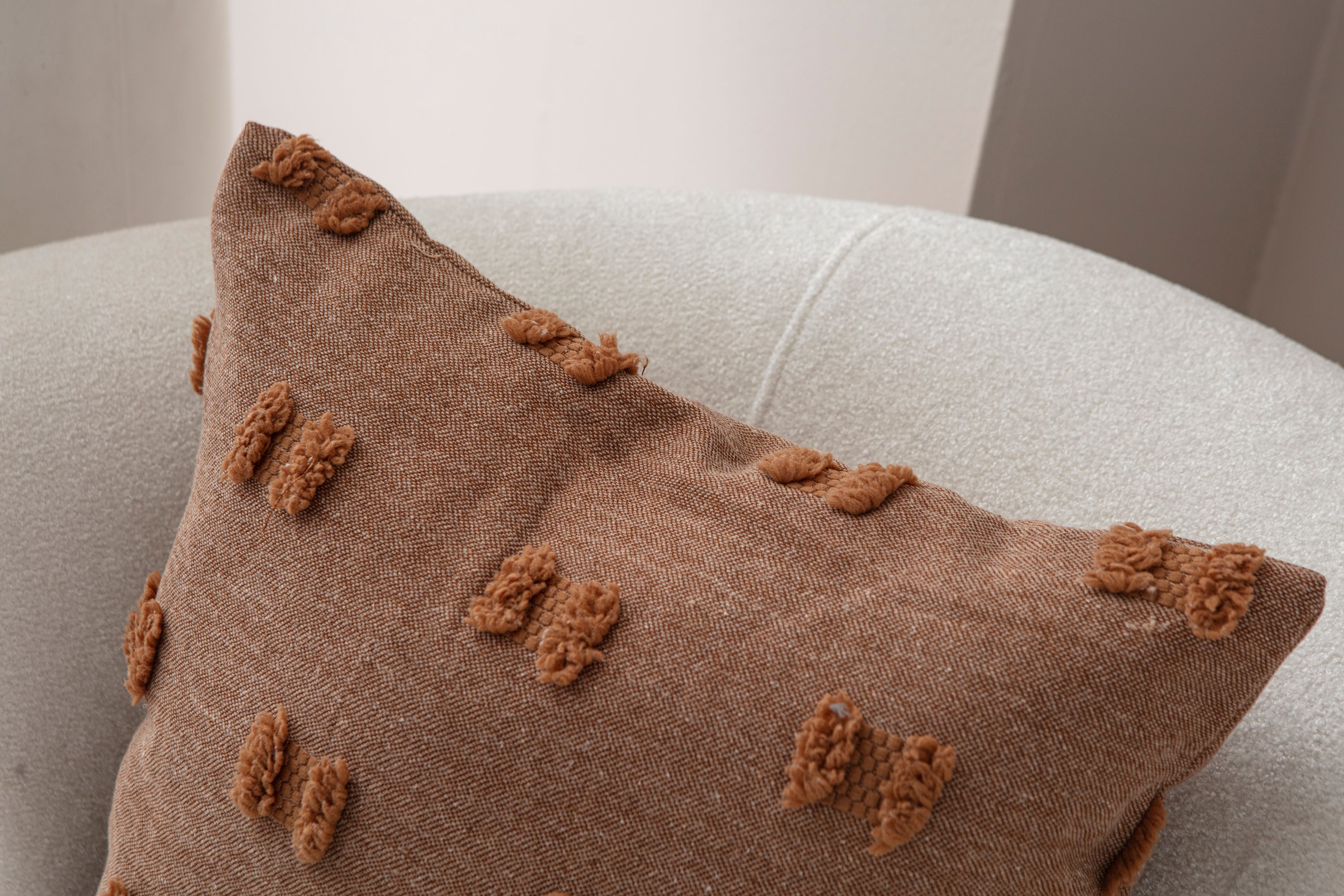 Fiyonk Puantiyeli Kırlent Kılıfı - Puantiye Dokulu Dekoratif Yastık