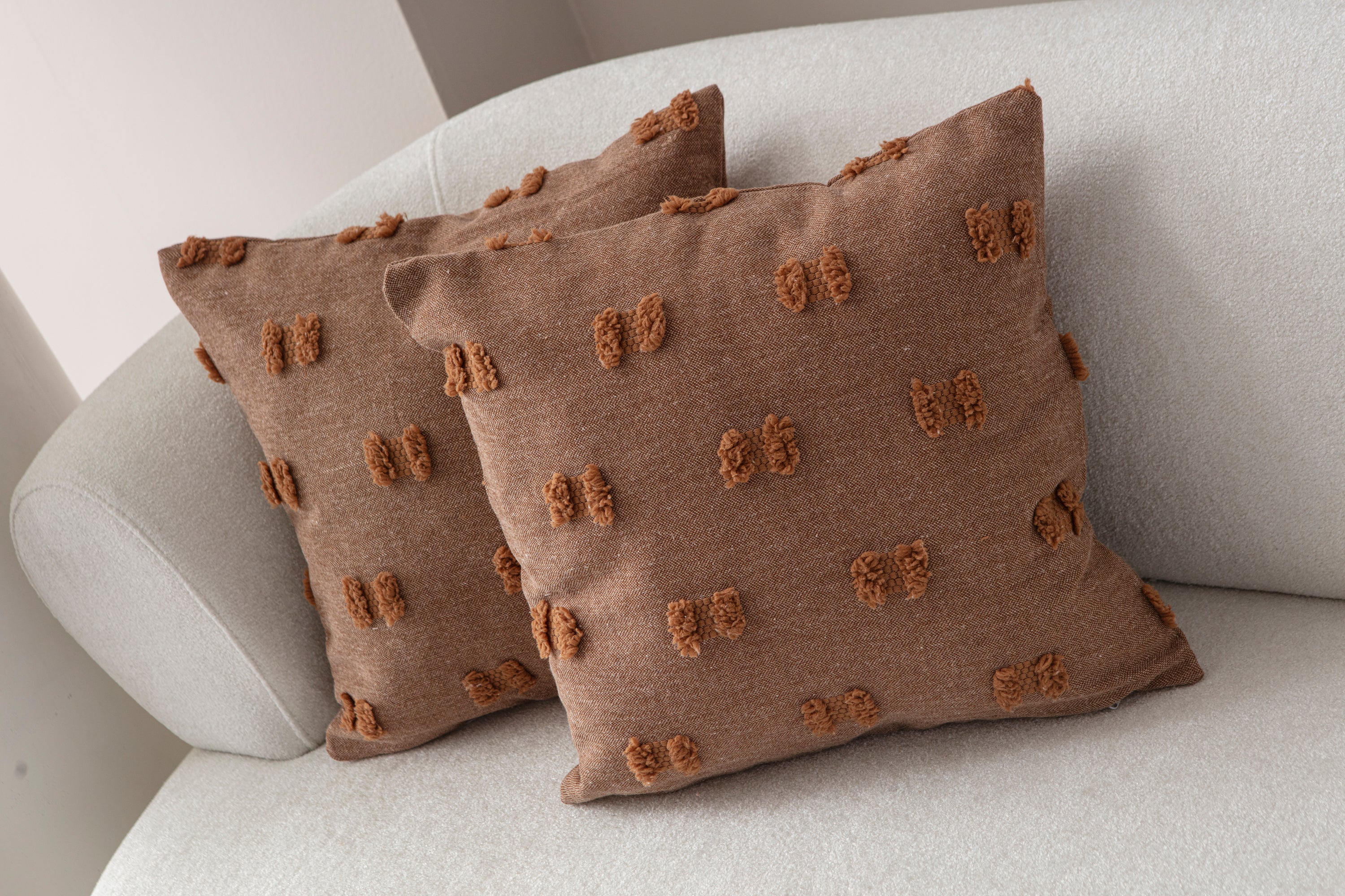 Fiyonk Puantiyeli Kırlent Kılıfı - Puantiye Dokulu Dekoratif Yastık