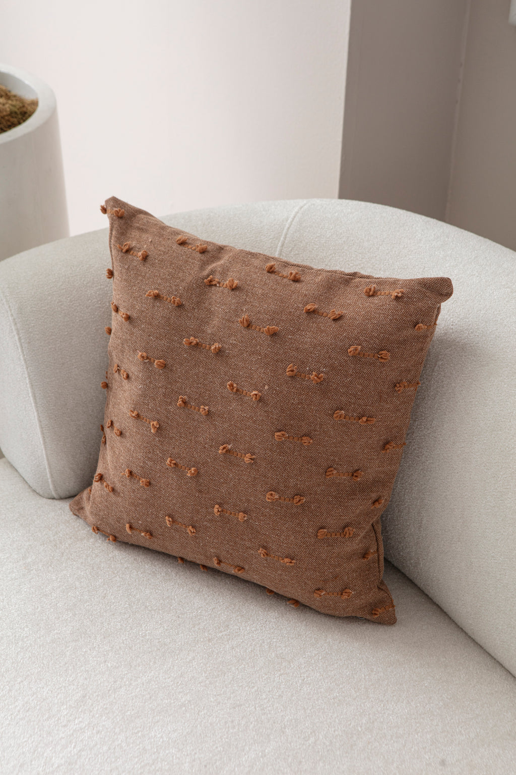 Tek Çizgi Puantiyeli Kırlent Kılıfı - Puantiye Dokulu Dekoratif Yastık