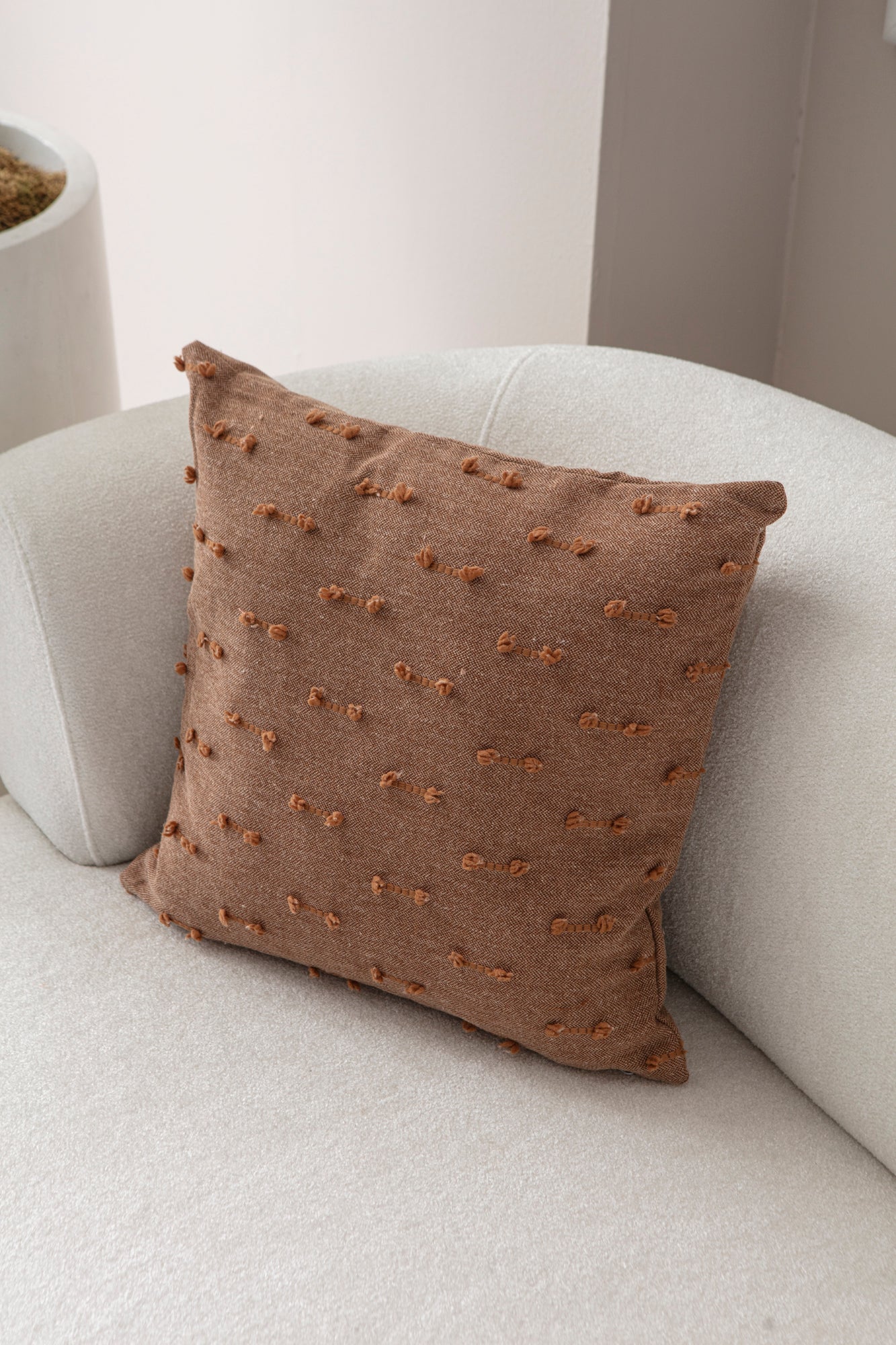 Tek Çizgi Puantiyeli Kırlent Kılıfı - Puantiye Dokulu Dekoratif Yastık