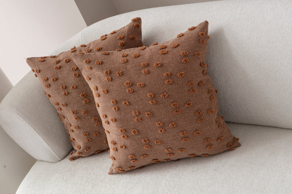 Puantiye çiçeği Kırlent Kılıfı - Puantiye Dokulu Dekoratif Yastık