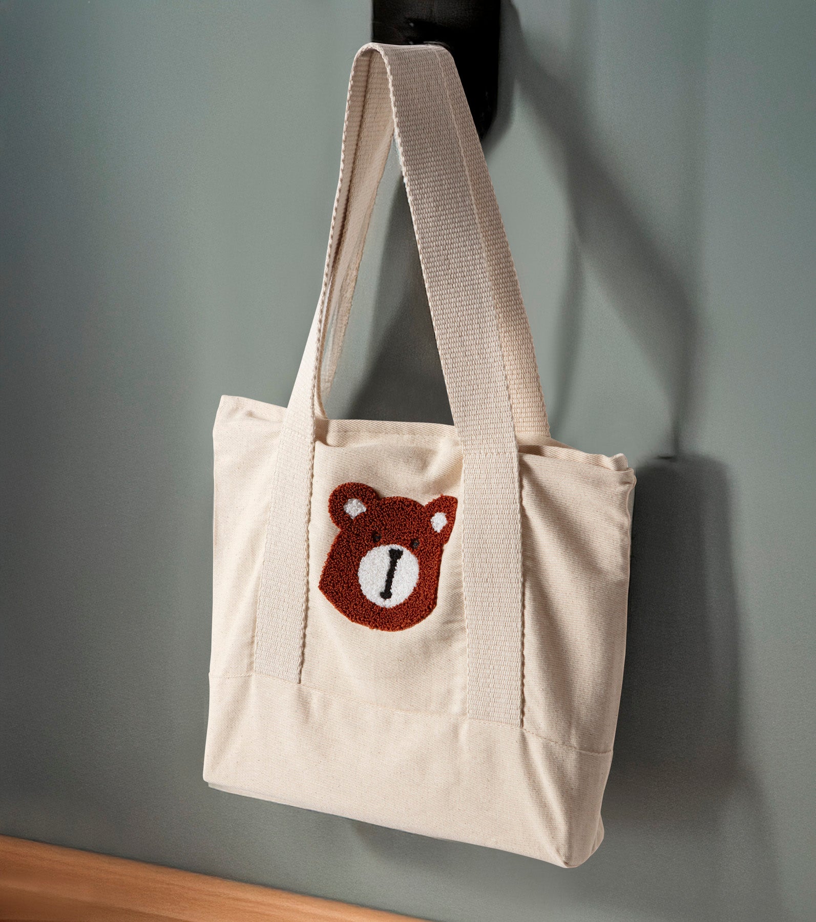 Ayıcık Desenli Bez Keten Omuz Çantası, Plaj Çantası, İşlemeli El ve Kol Çantası %100 Pamuk 36x29 cm