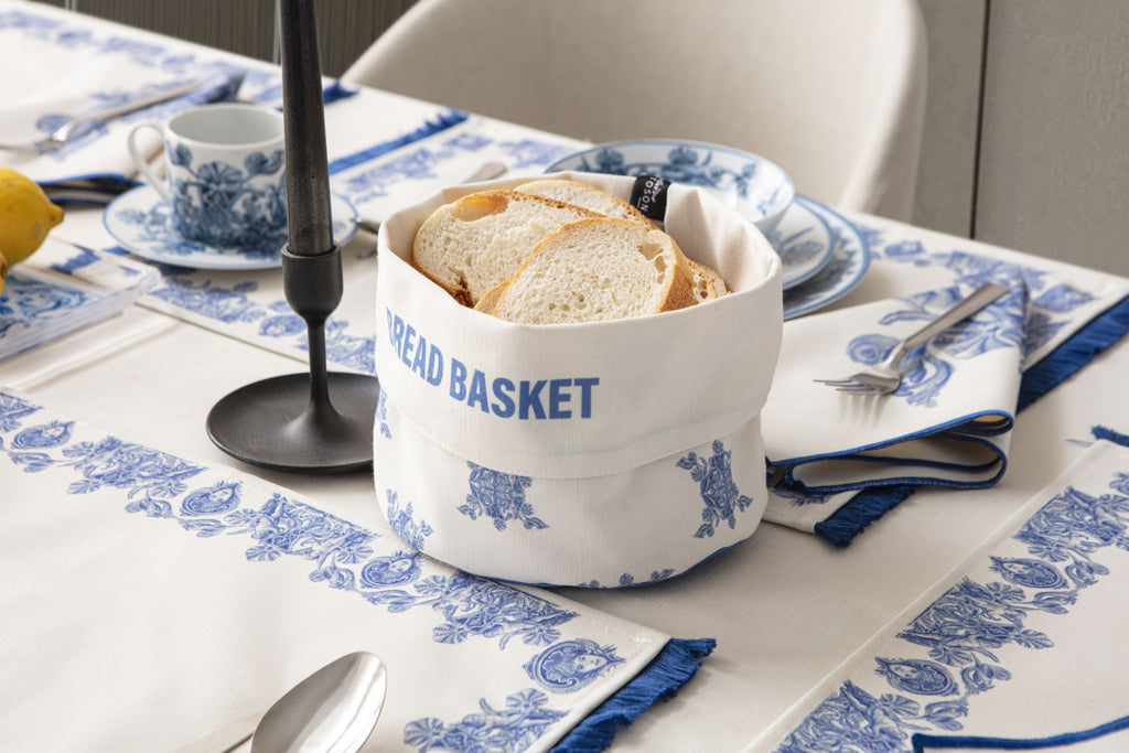 Çini Mavi Full Sofra Tekstili Takımı - Bahçe Desenli Saçaklı Sofra Seti