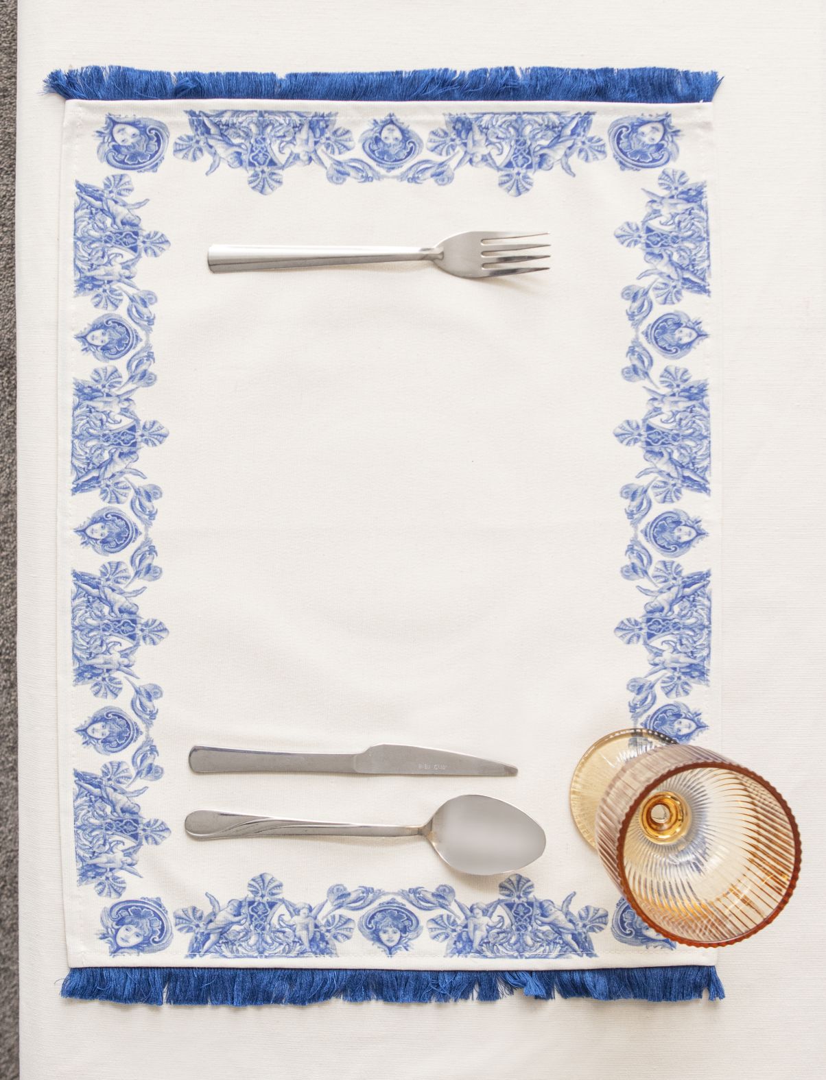 Çini Mavi Full Sofra Tekstili Takımı - Bahçe Desenli Saçaklı Sofra Seti