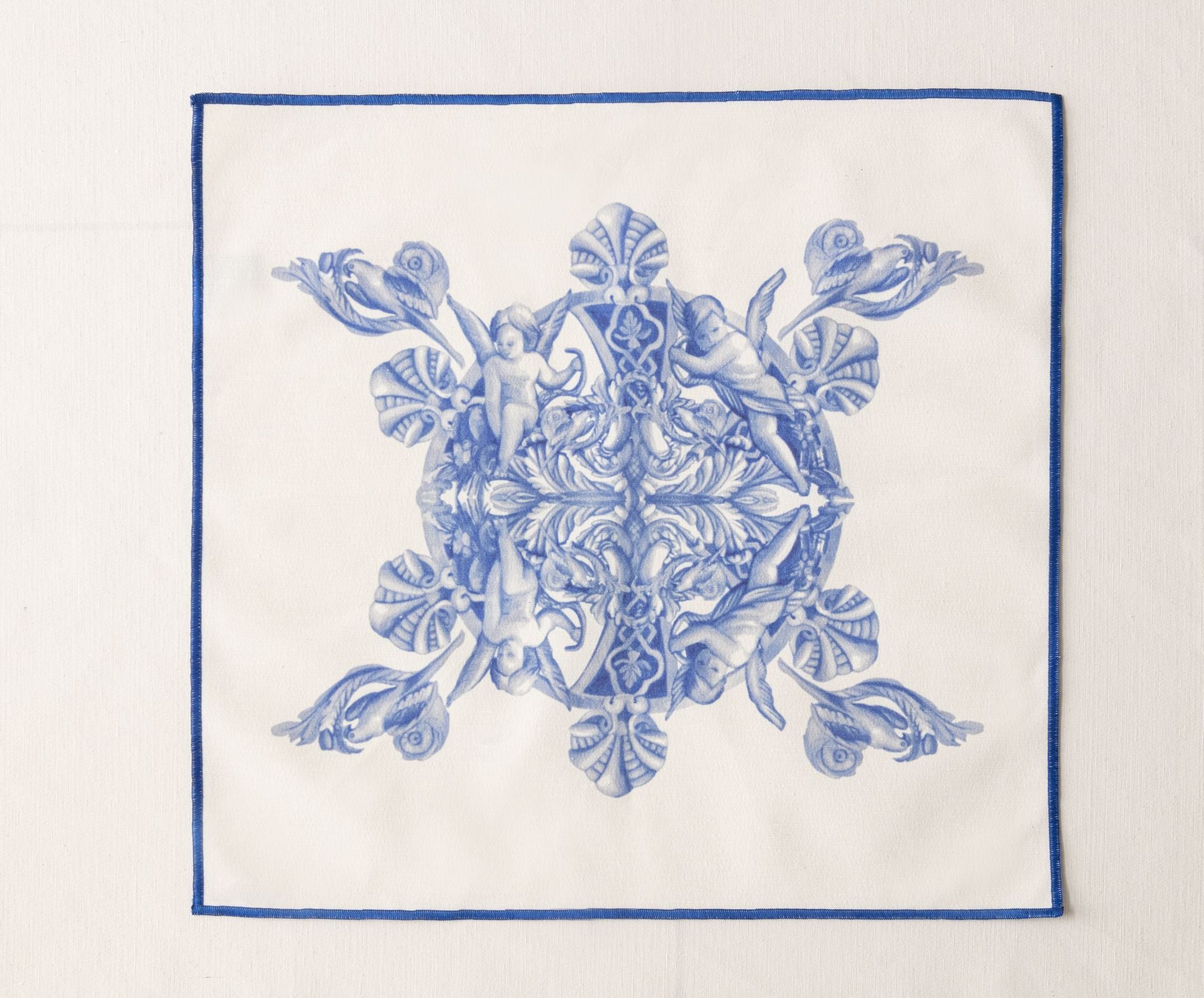 Çini Mavi Full Sofra Tekstili Takımı - Bahçe Desenli Saçaklı Sofra Seti