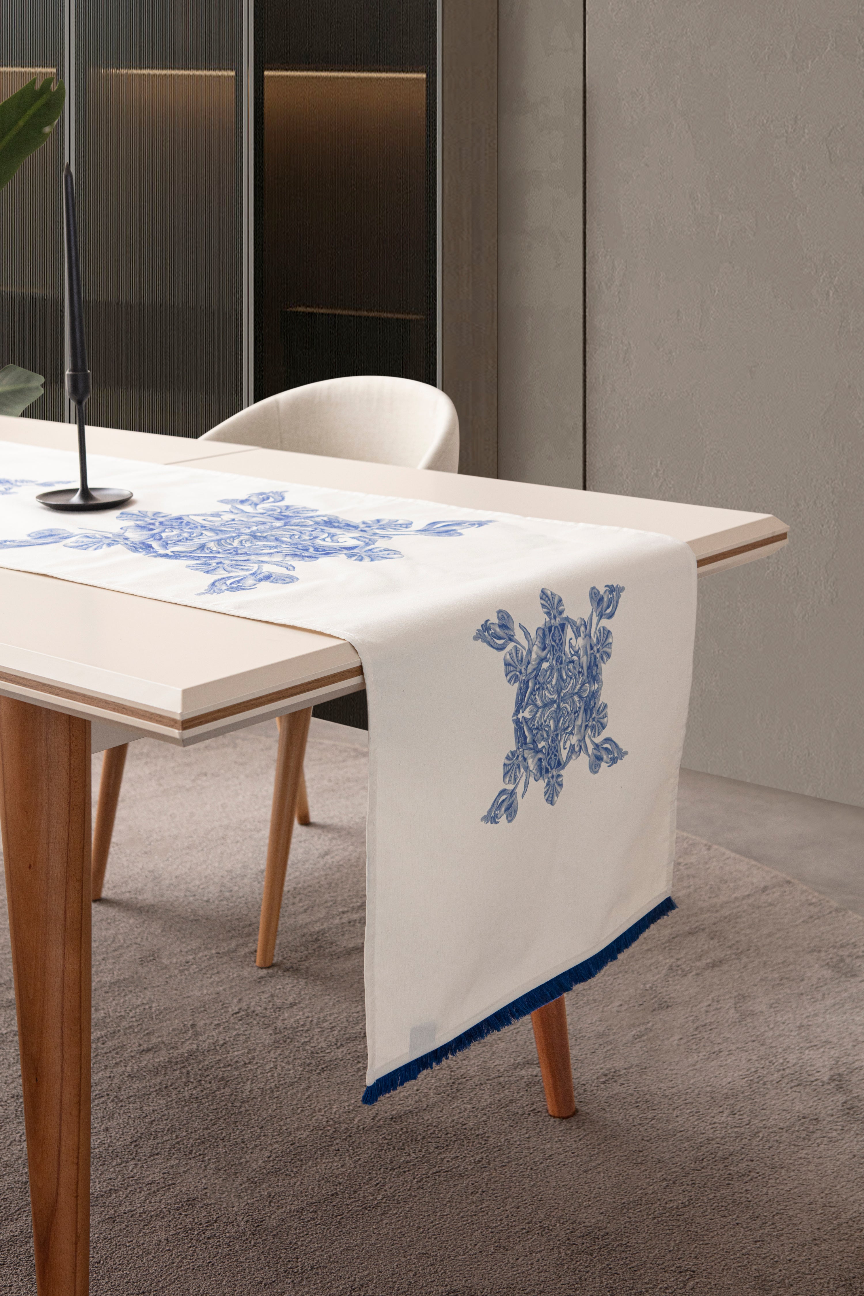 Merkez Desenli Çiçekli Mavi Beyaz Otantik Sofra Ortası