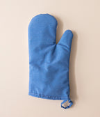 Mavi Çiçek Desenli Mutfak Fırın Eldiveni & Tutamaç Seti – Isıya Dayanıklı, Şık Desenli, Kaymaz ve Kullanışlı