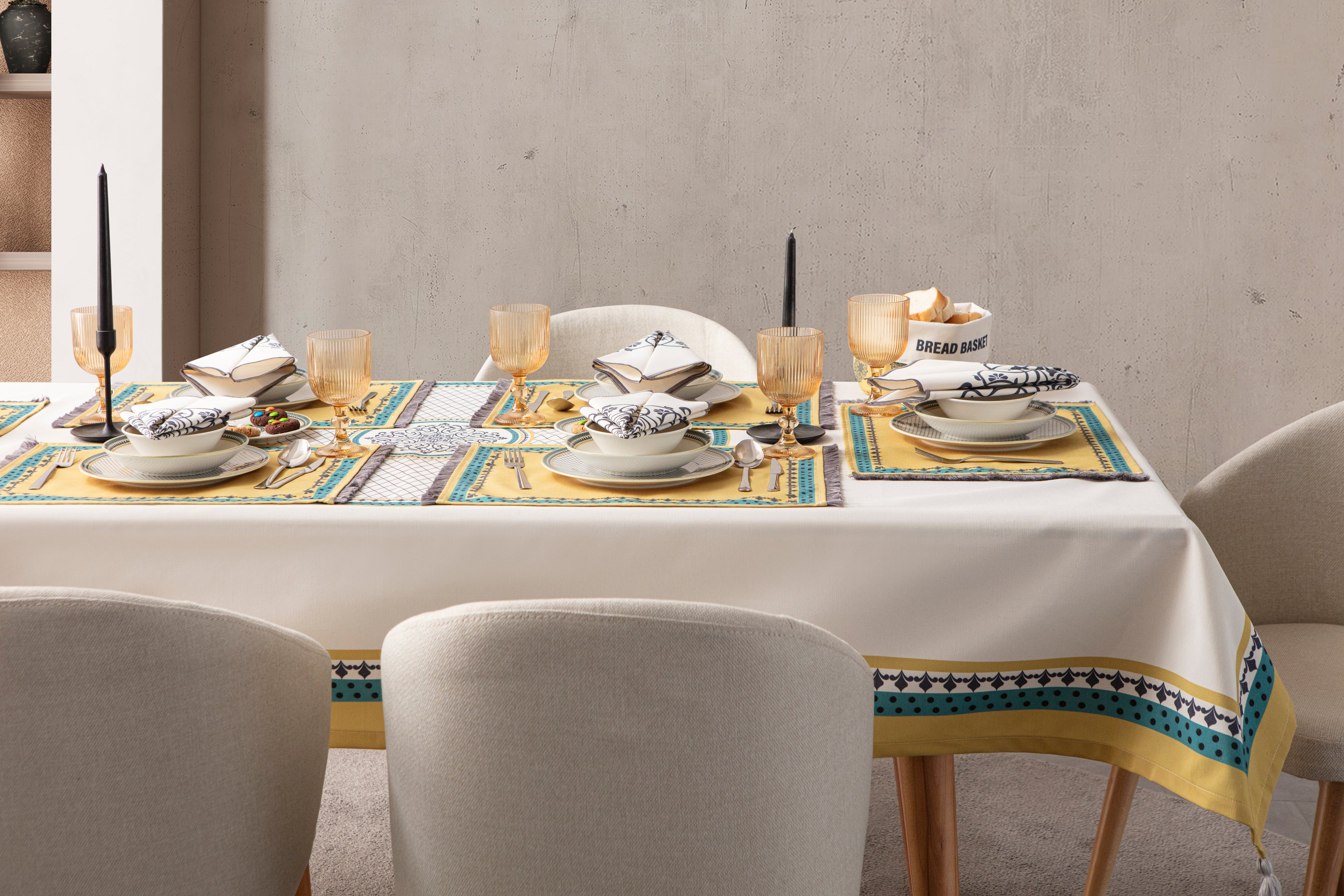 Sarı & Yeşil Otantik Desenli Full Masa Örtüsü Seti (Püsküllü Koleksiyon)