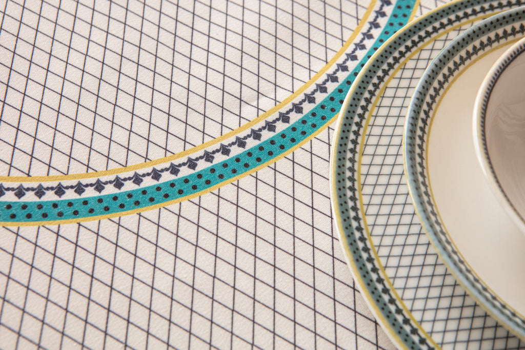 Bohem Saçaklı Kenar Detaylı Geometrik Desenli Masa Ortası