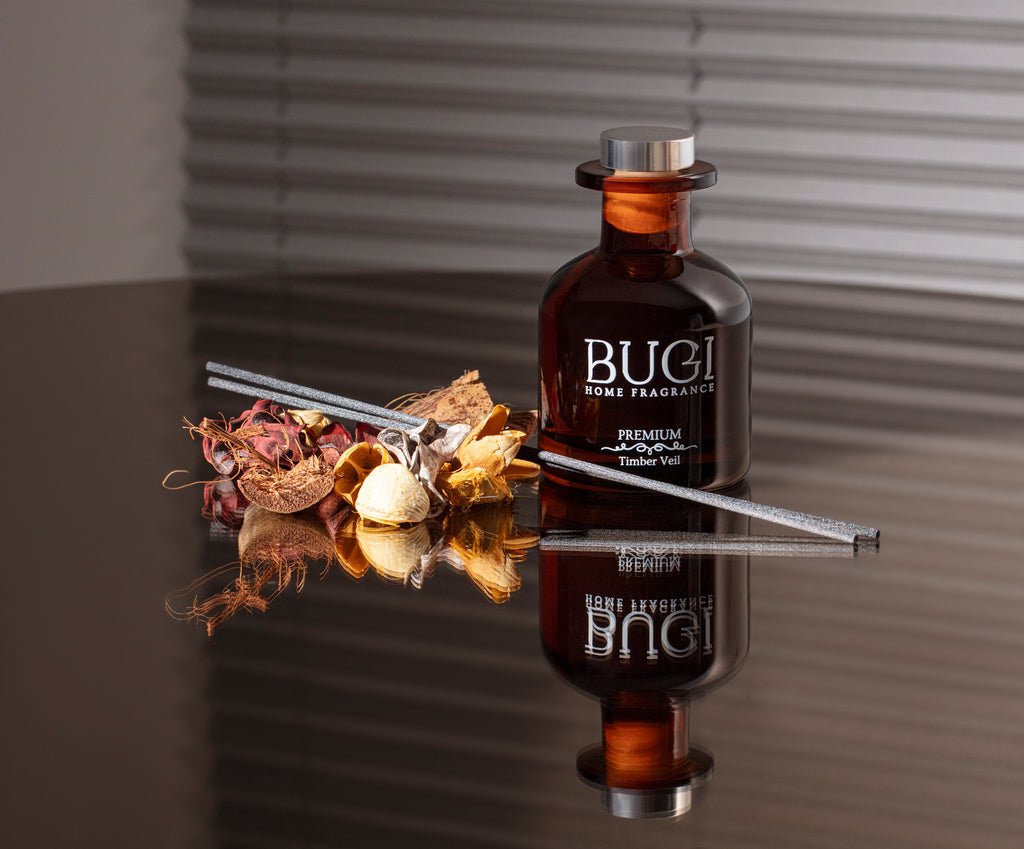 Timber Veil Ev Oda Ortam Kokusu, Çubuklu Oda Kokusu Sandal Ağacı, Yoğun Esanslı ve Kalıcı Oda Parfümü, Salon, Ofis, Ev, Yatak Odası ve Banyo için Büyük Boy Çubuklu Oda Kokusu