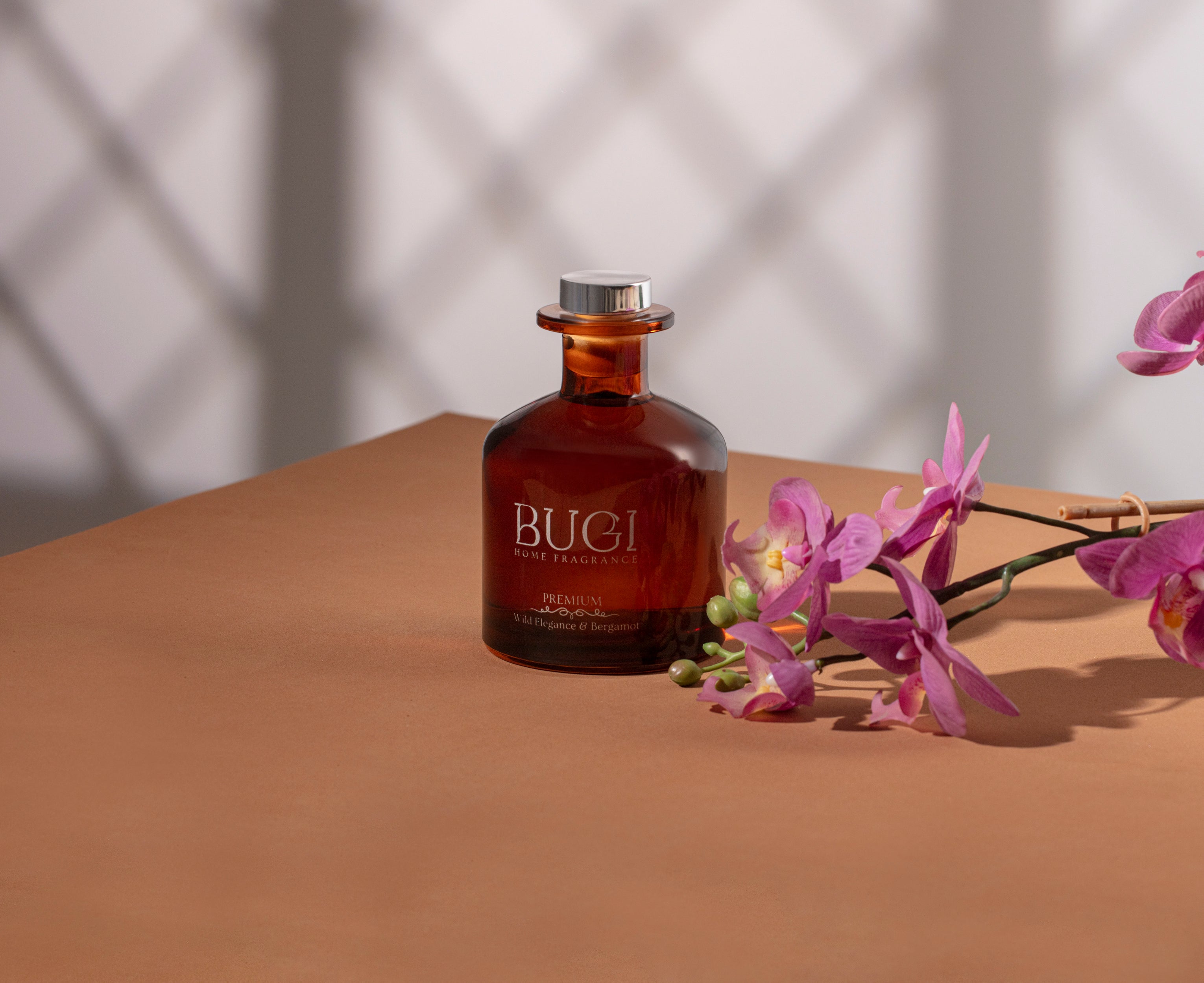 Wild Elegance Ev Oda Ortam Kokusu, Çubuklu Oda Kokusu Yabani Orkide & Bergamot, Yoğun Esanslı ve Kalıcı Oda Parfümü, Salon, Ofis, Ev, Yatak Odası ve Banyo için Büyük Boy Çubuklu Oda Kokusu