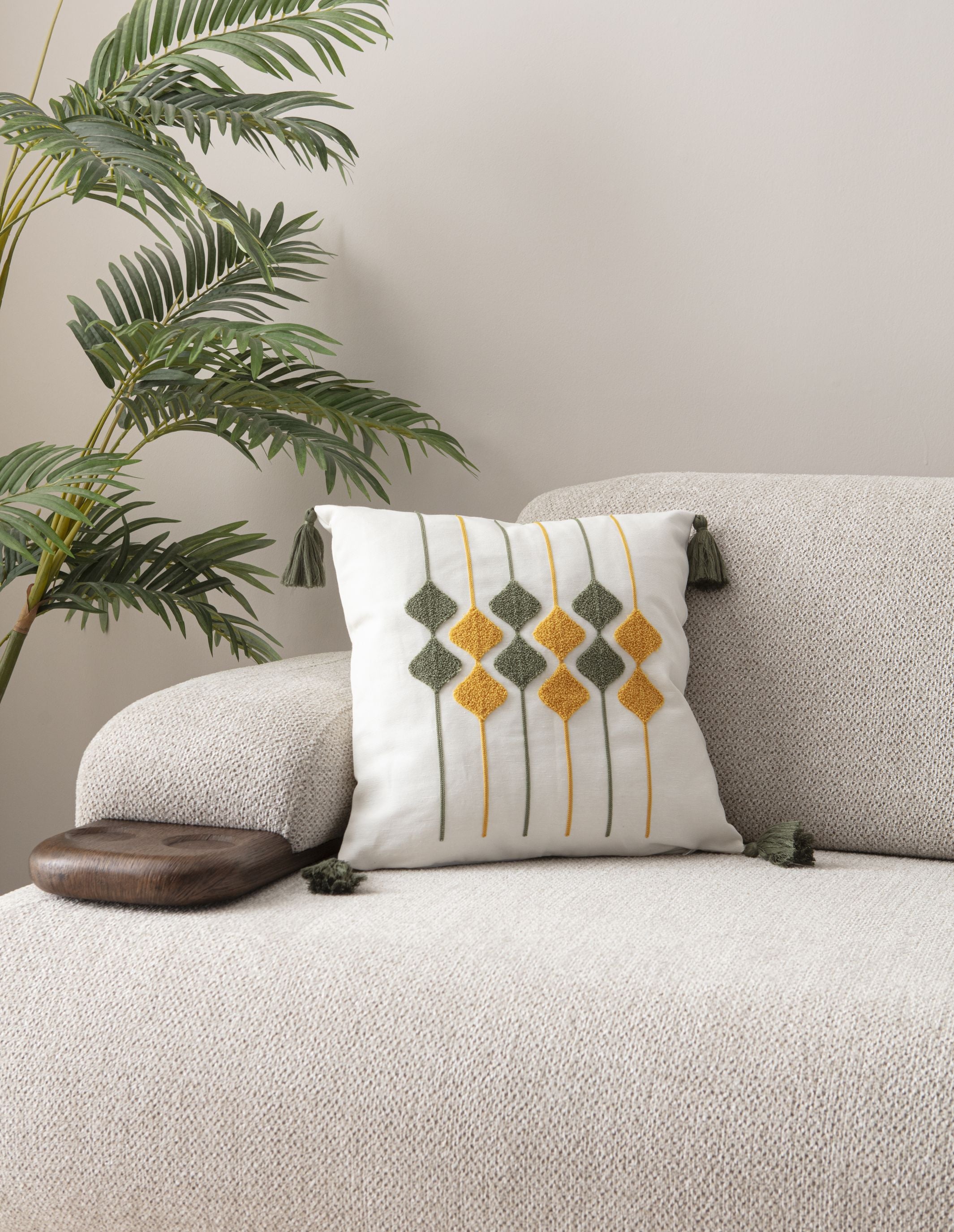 Comfort Punch Desenli Kırlent Kılıfı Kare Dekoratif Bohem Nakışlı Yastık Kılıfı