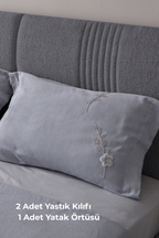 Lora Nakış Detaylı Yatak Örtüsü Takımı – Çift Kişilik, Yumuşak Dokulu, Şık Nakışlı Model