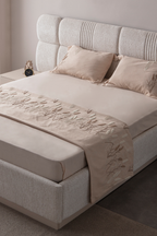 Solena Çiçek Desenli Yatak Örtüsü Takımı – Çift Kişilik, Yumuşak Dokulu, Şık Nakışlı Model