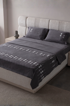 Vera Nakış Detaylı Yatak Örtüsü Takımı – Çift Kişilik, Yumuşak Dokulu, Şık Nakışlı Model